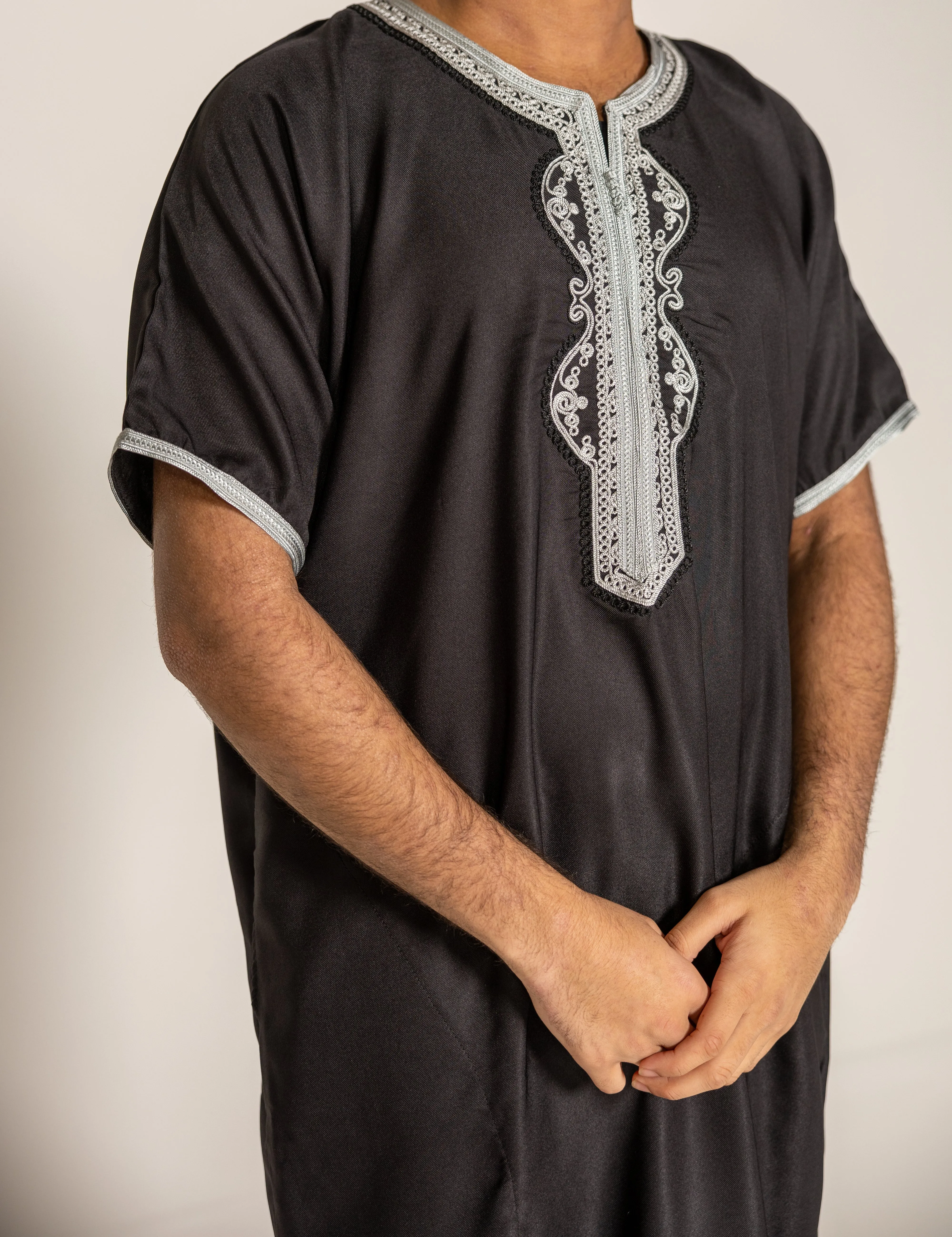 Black Moroccan Thobe / Jubba with Silver Embroidery Half Sleeves Size 56
