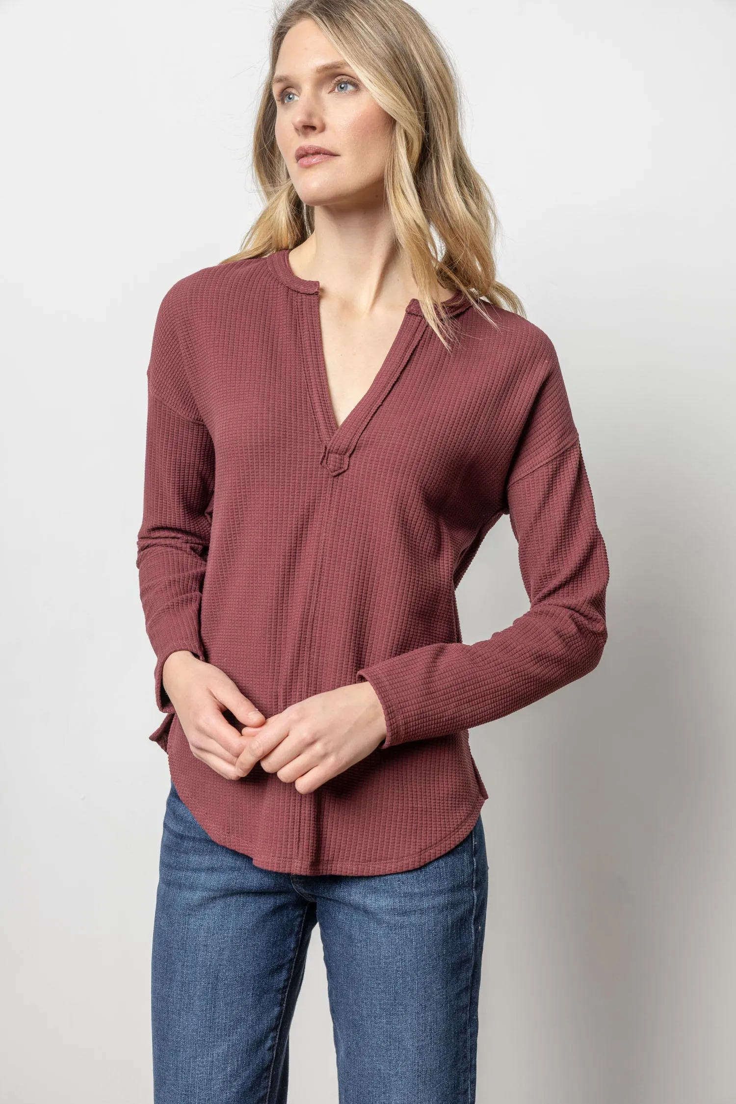 Rounded Hem Split Neck