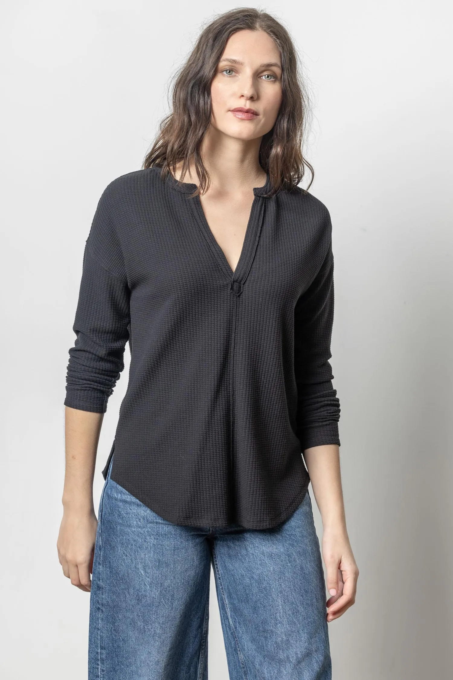 Rounded Hem Split Neck
