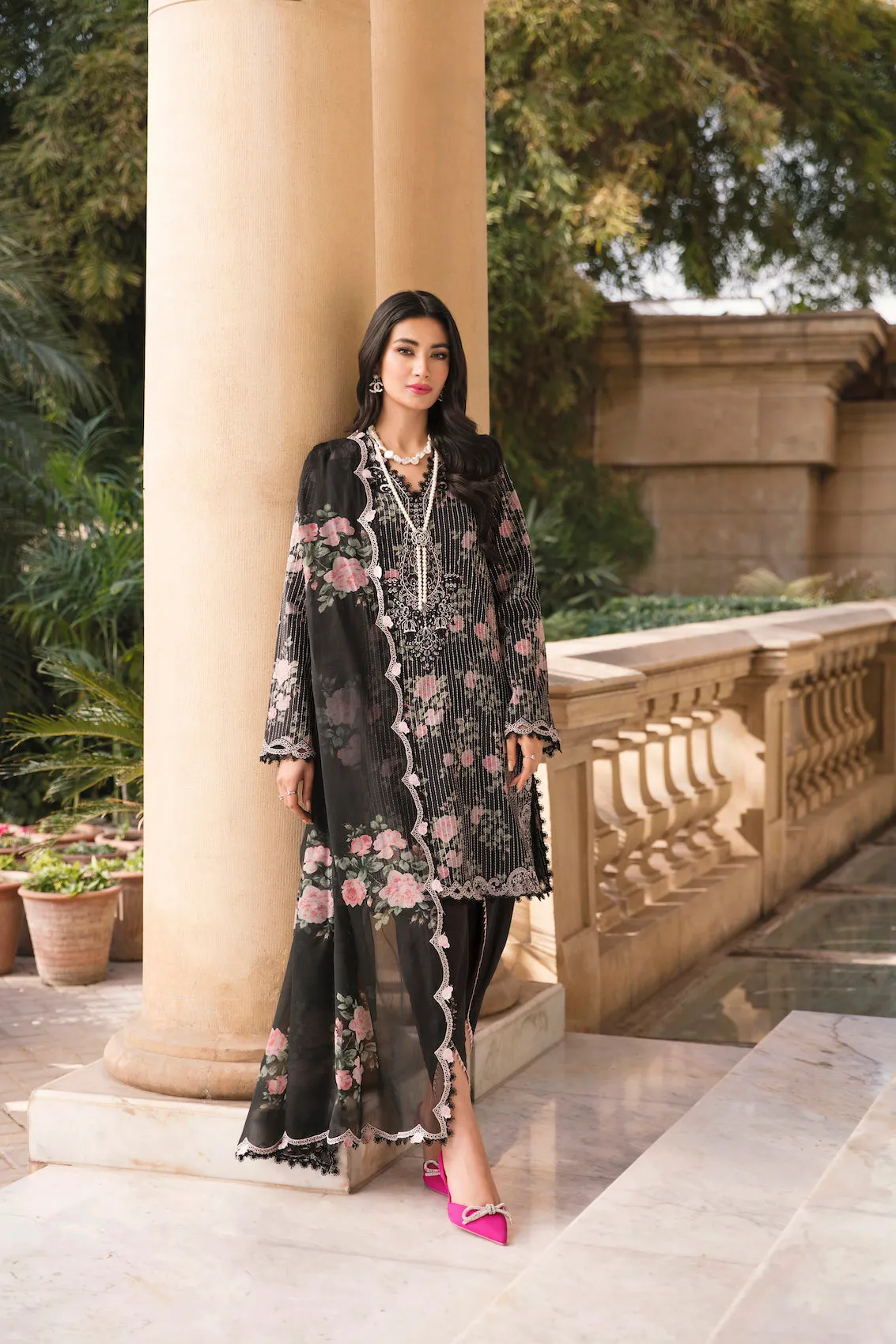 Sable Vogue Luxury Lawn Collection – ZYRAH