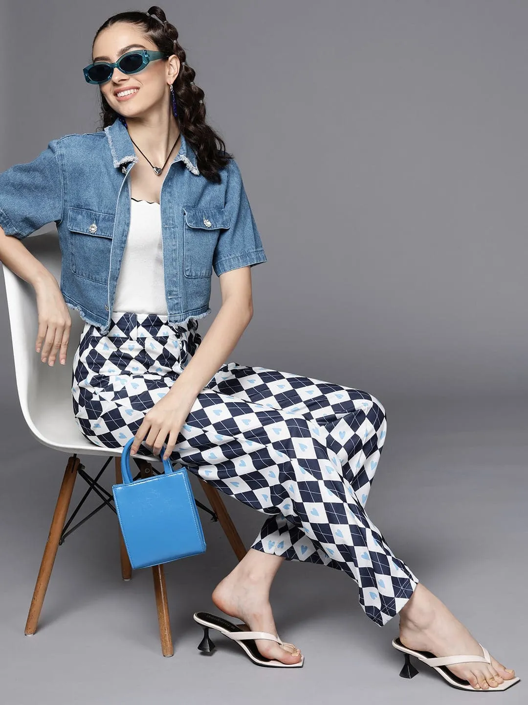 Women Navy Geometric Print Straight Pants